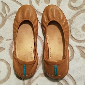 Tieks size 8 in Chestnut